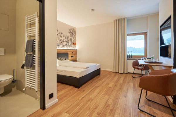 Hotel-Landgasthof Kreuz 바트발트제 외부 사진