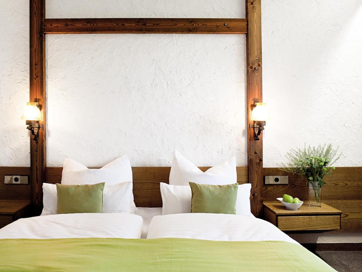 Hotel-Landgasthof Kreuz 바트발트제 외부 사진
